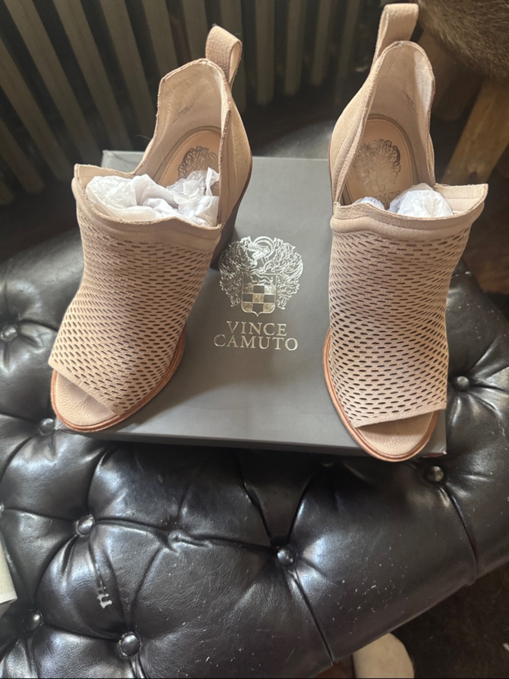 Vince Camuto Womens Blush Peep-Toe Perforated Booties